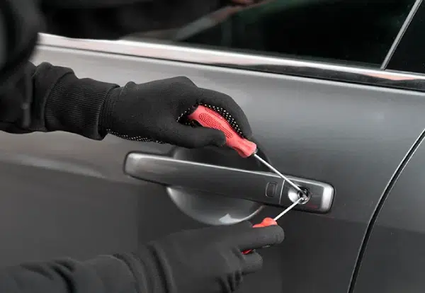 جلوگیری از سرقت خودرو